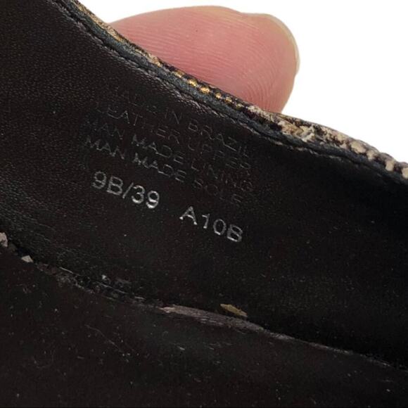 BCBGMaxAzria Stilleto Snake Print Leather Shoes 9 - Picture 14 of 15